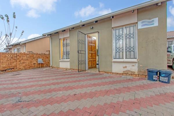 2 Bedroom House