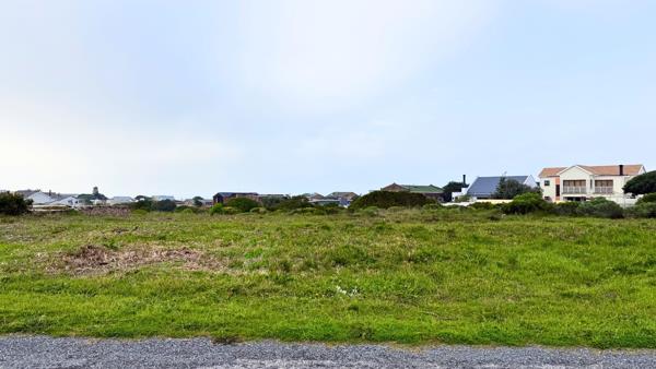 483 m² Land