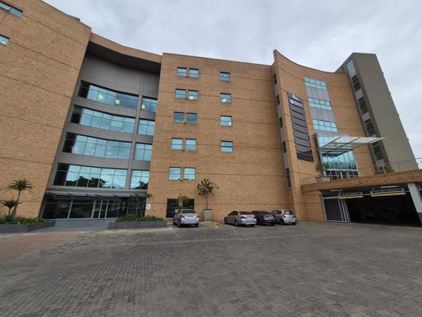 3 113 m² Commercial space