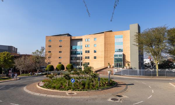 2 340 m² Commercial space
