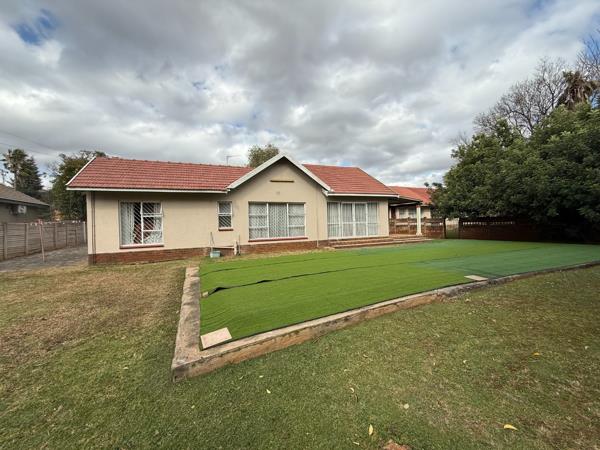 5 Bedroom House