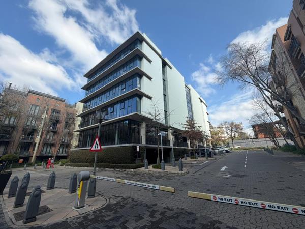 180 m² Commercial space