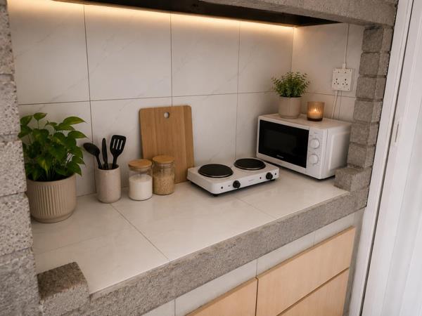 Studio Apartment