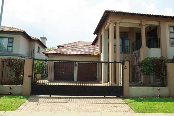 4 Bedroom Townhouse
