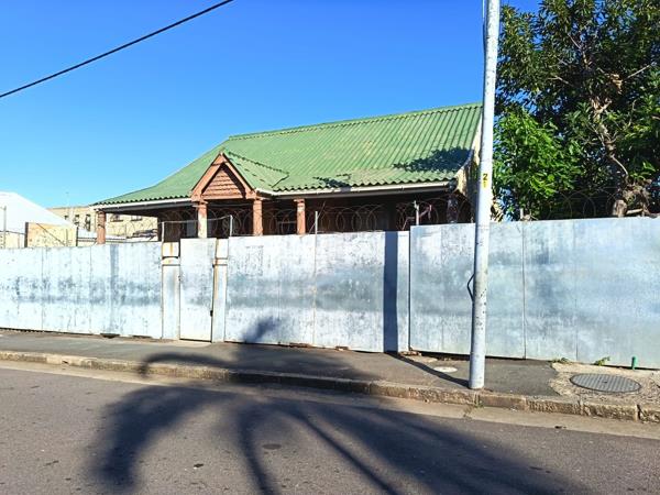 12 Bedroom House