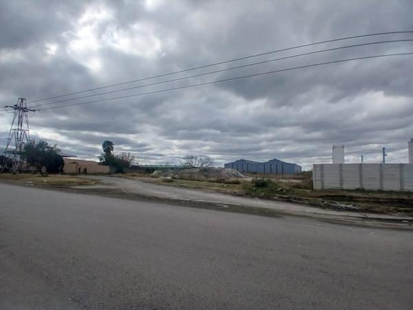 1 ha Land