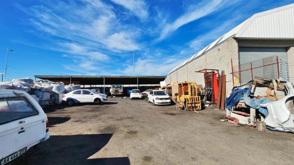 1 043 m² Land