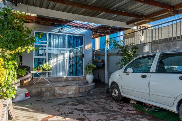 2 Bedroom House