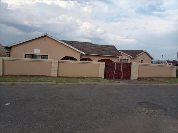 4 Bedroom House