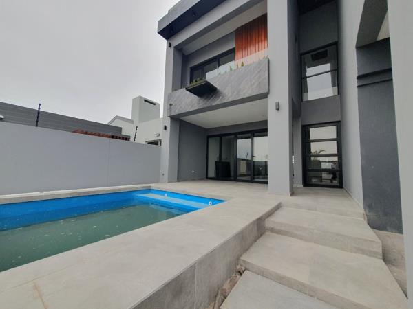 5 Bedroom House