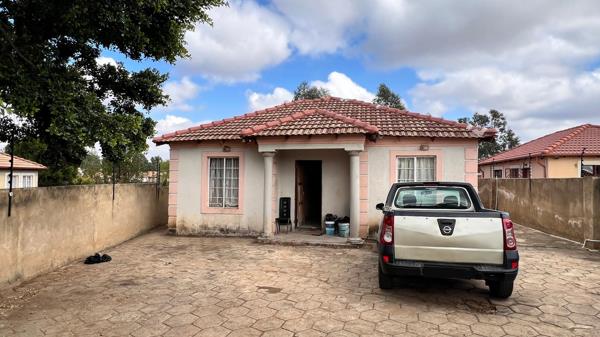 6 Bedroom House