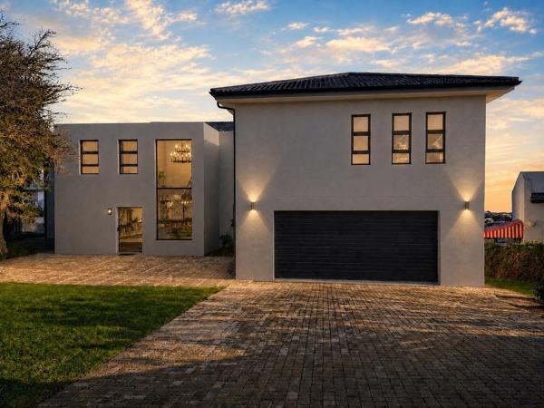 4 Bedroom House
