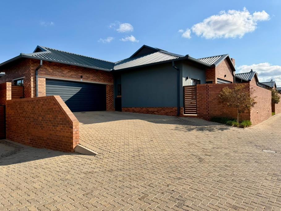 3 Bedroom Townhouse