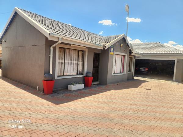 5 Bedroom House