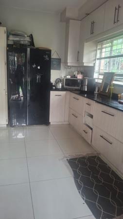1 Bedroom House