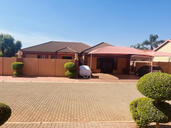 3 Bedroom Townhouse