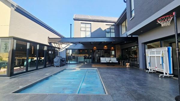 5 Bedroom House