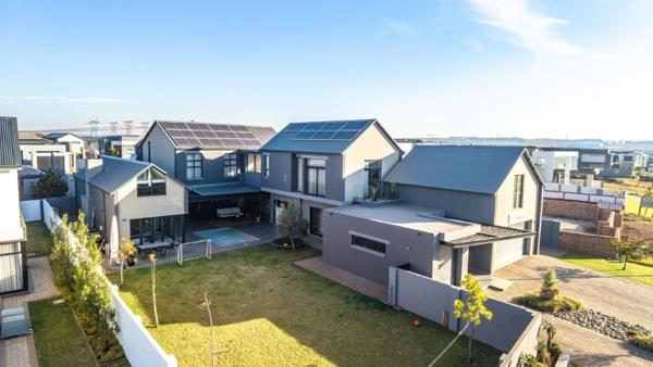 5 Bedroom House
