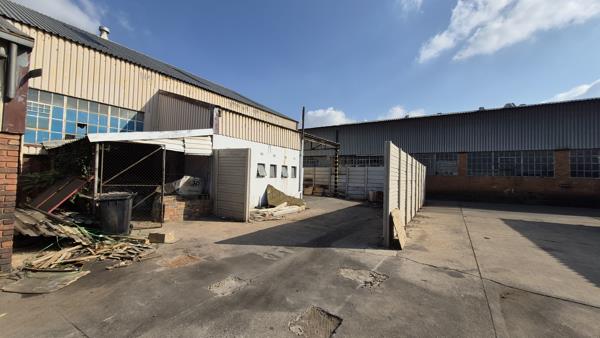 330 m² Industrial space