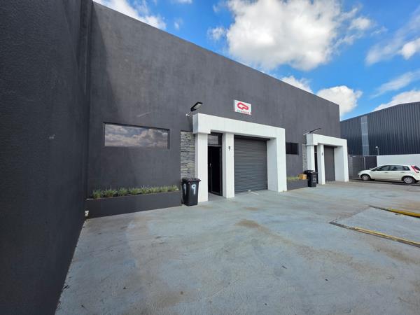 210 m² Industrial space