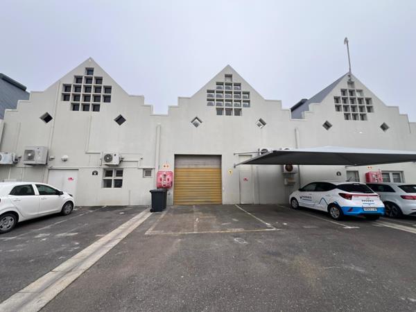 325 m² Commercial space