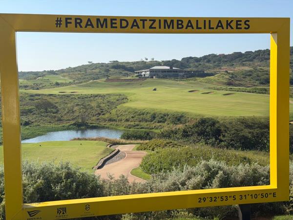 945 m² Land