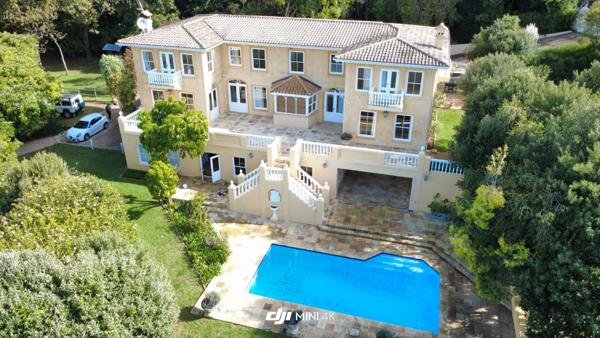 6 Bedroom House