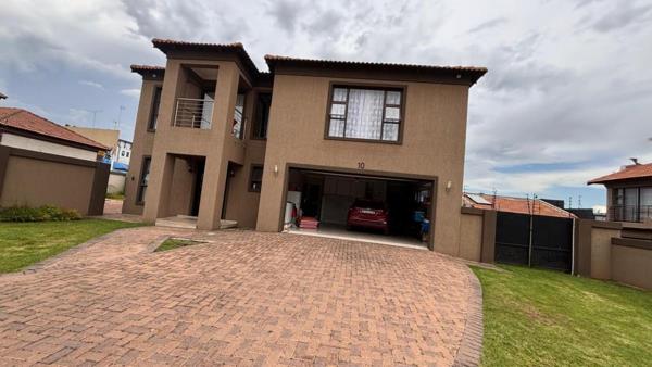 3 Bedroom Townhouse