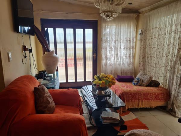 2 Bedroom House