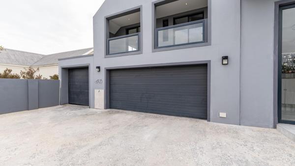 6 Bedroom House