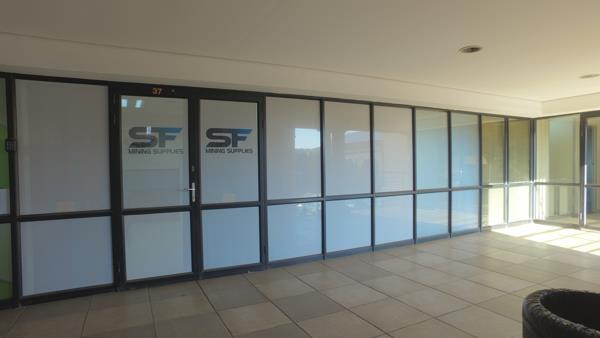 63 m² Commercial space