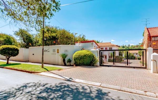 1 Bedroom House