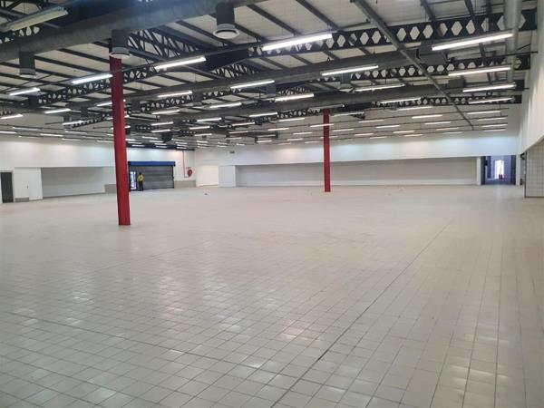 5 192 m² Retail Space