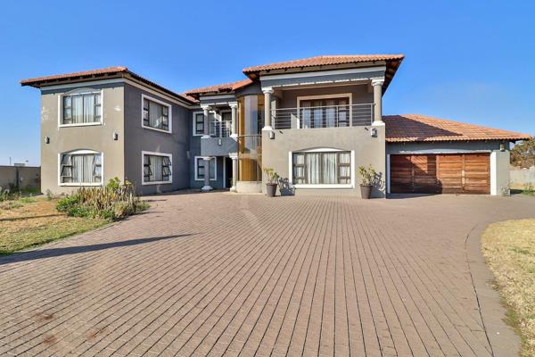 5 Bedroom House