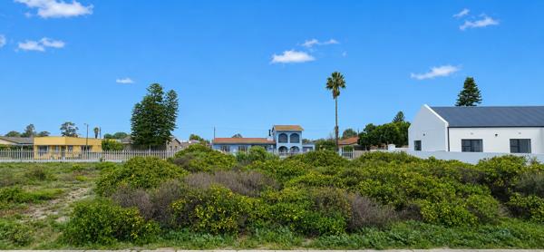 499 m² Land