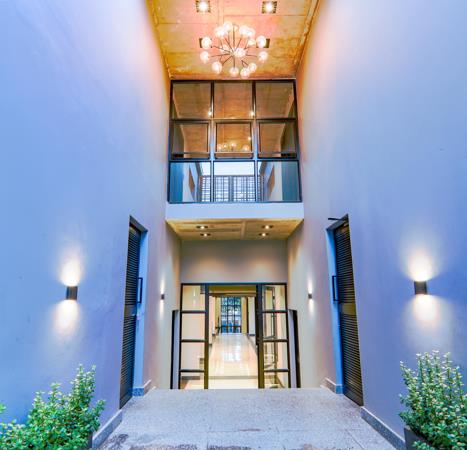 6 Bedroom House