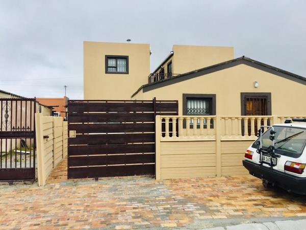 9 Bedroom House