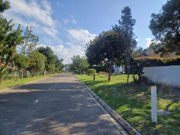 469 m² Land