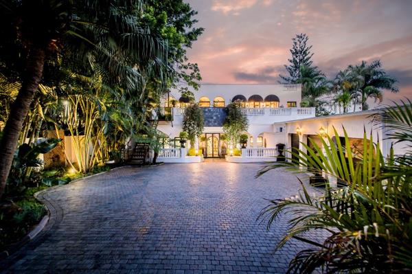 5 Bedroom House