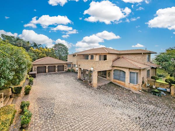 6 Bedroom House