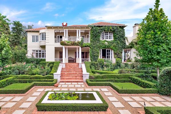 5 Bedroom House