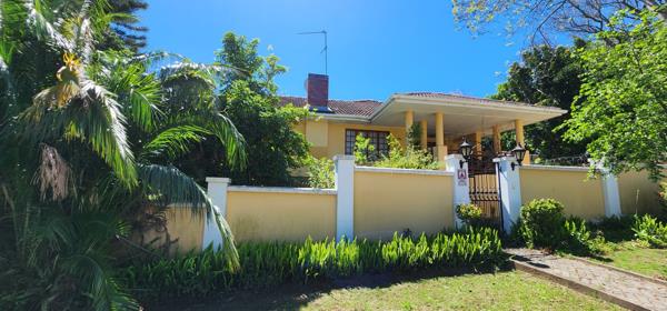6 Bedroom House