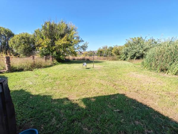 2 000 m² Smallholding