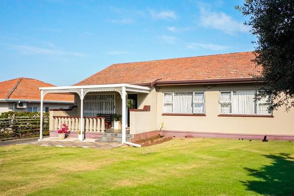 10 Bedroom House