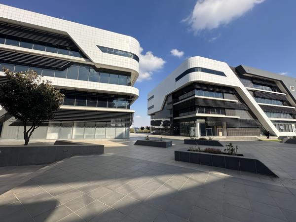 144 m² Commercial space