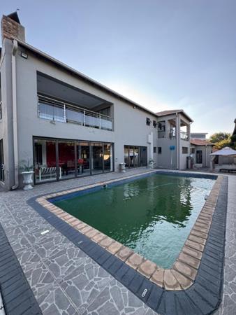 7 Bedroom House