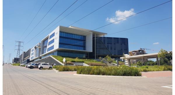 527 m² Commercial space