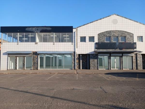 1 700 m² Commercial space