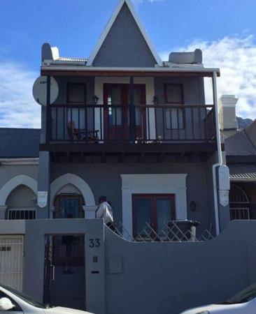 1 Bedroom House