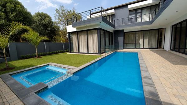 5 Bedroom House